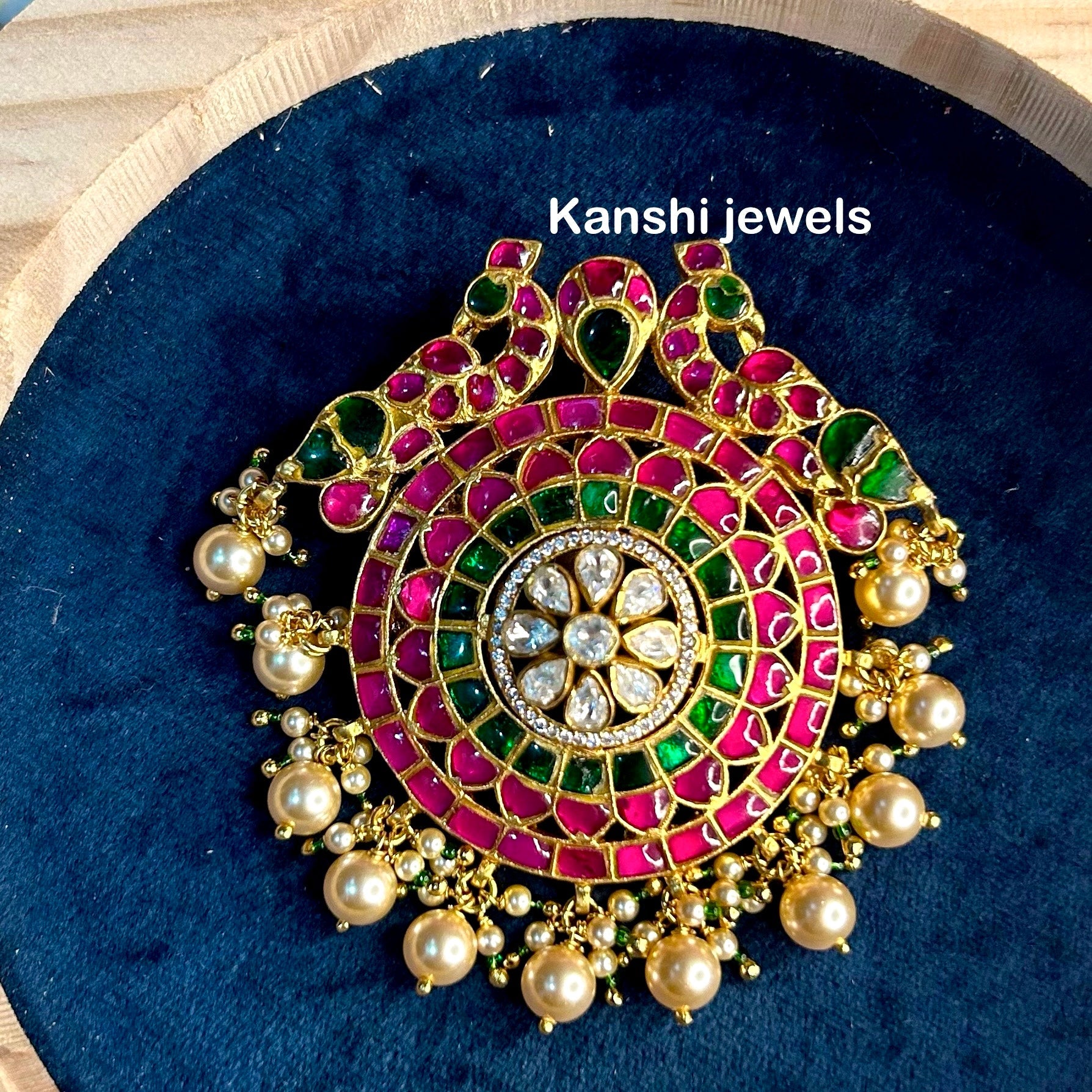 Silver Jadau Pendant