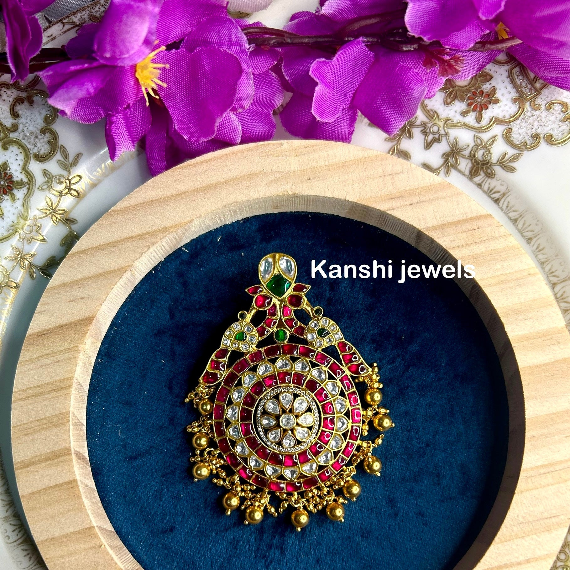 Silver Jadau Pendant