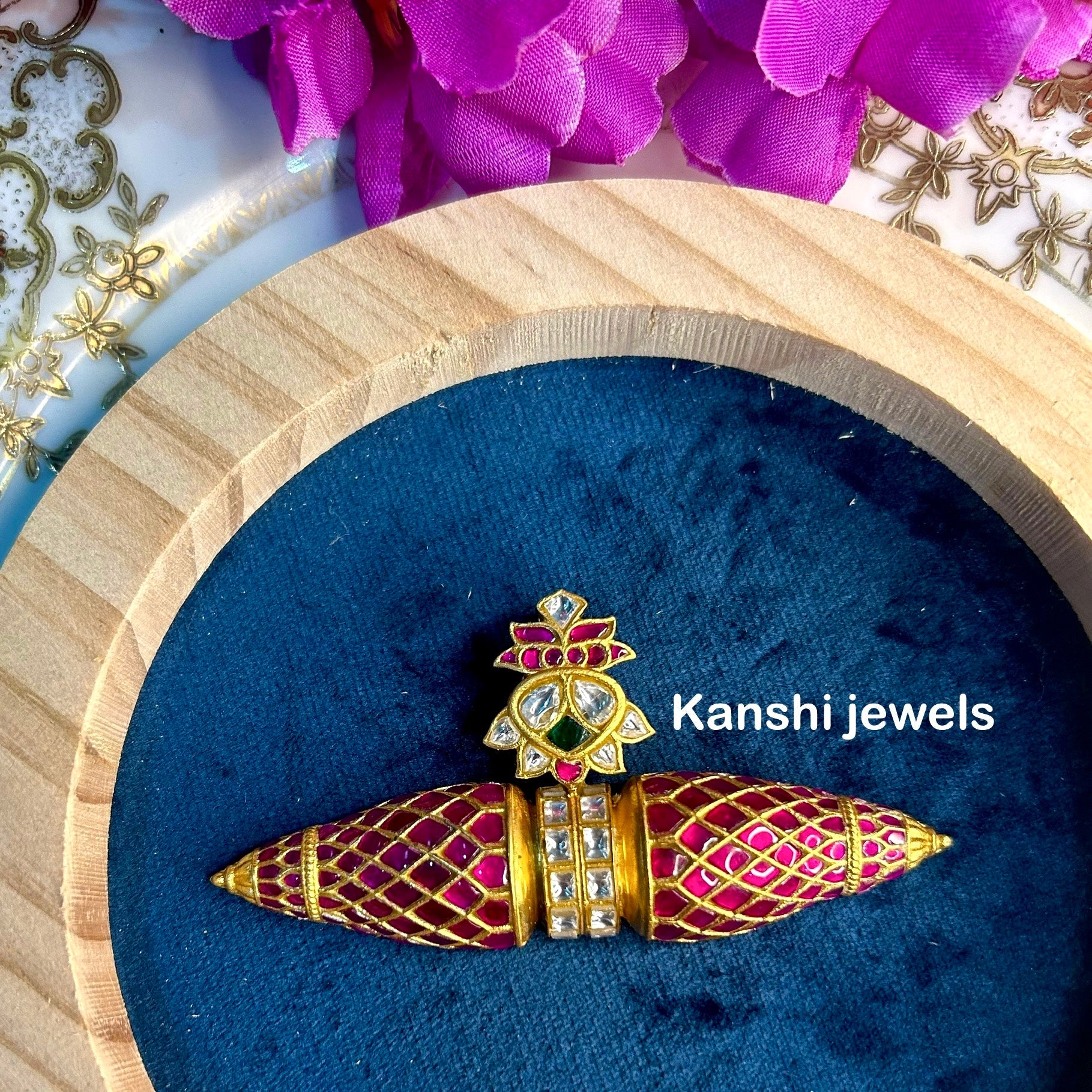 Silver Jadau Pendant