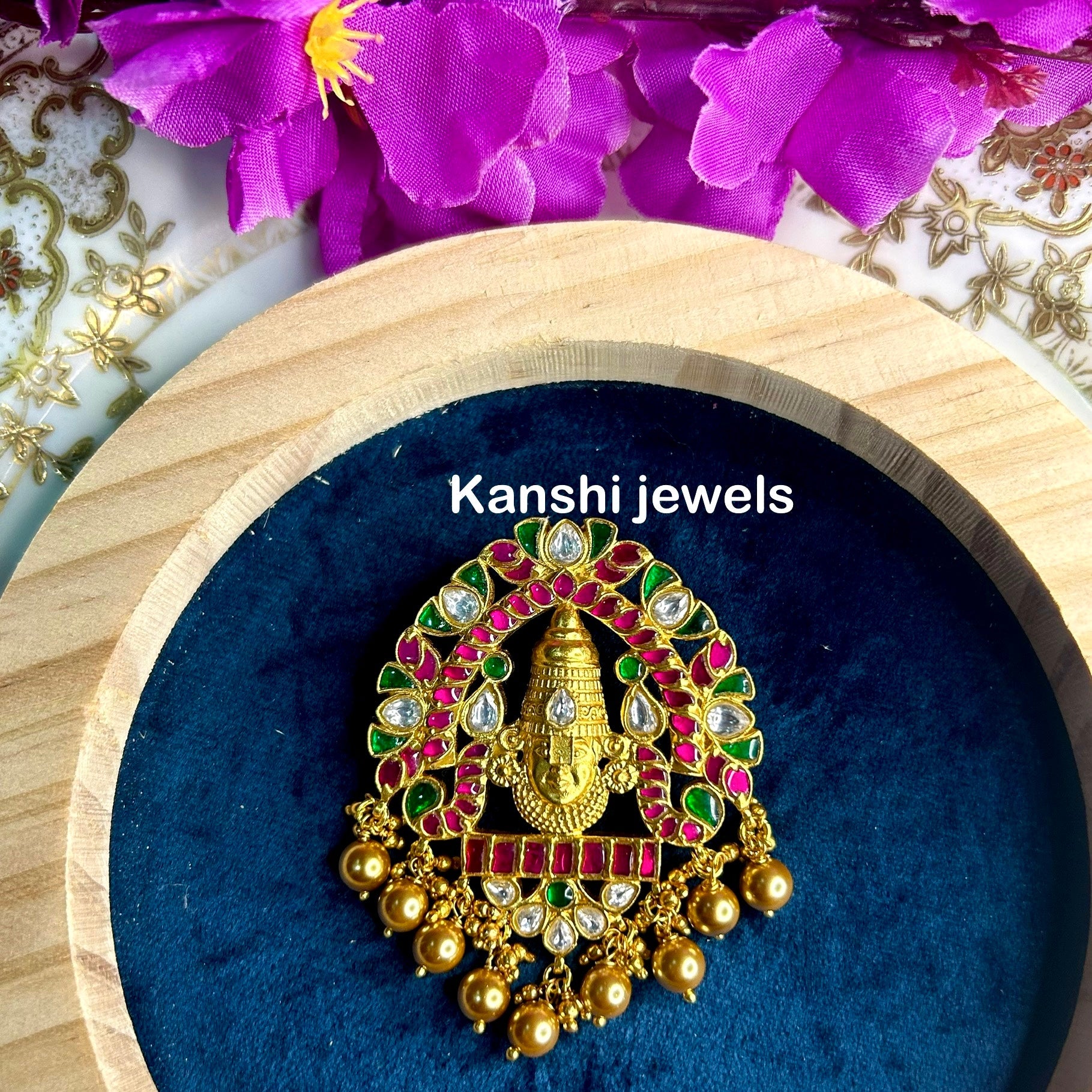 Silver Jadau Pendant