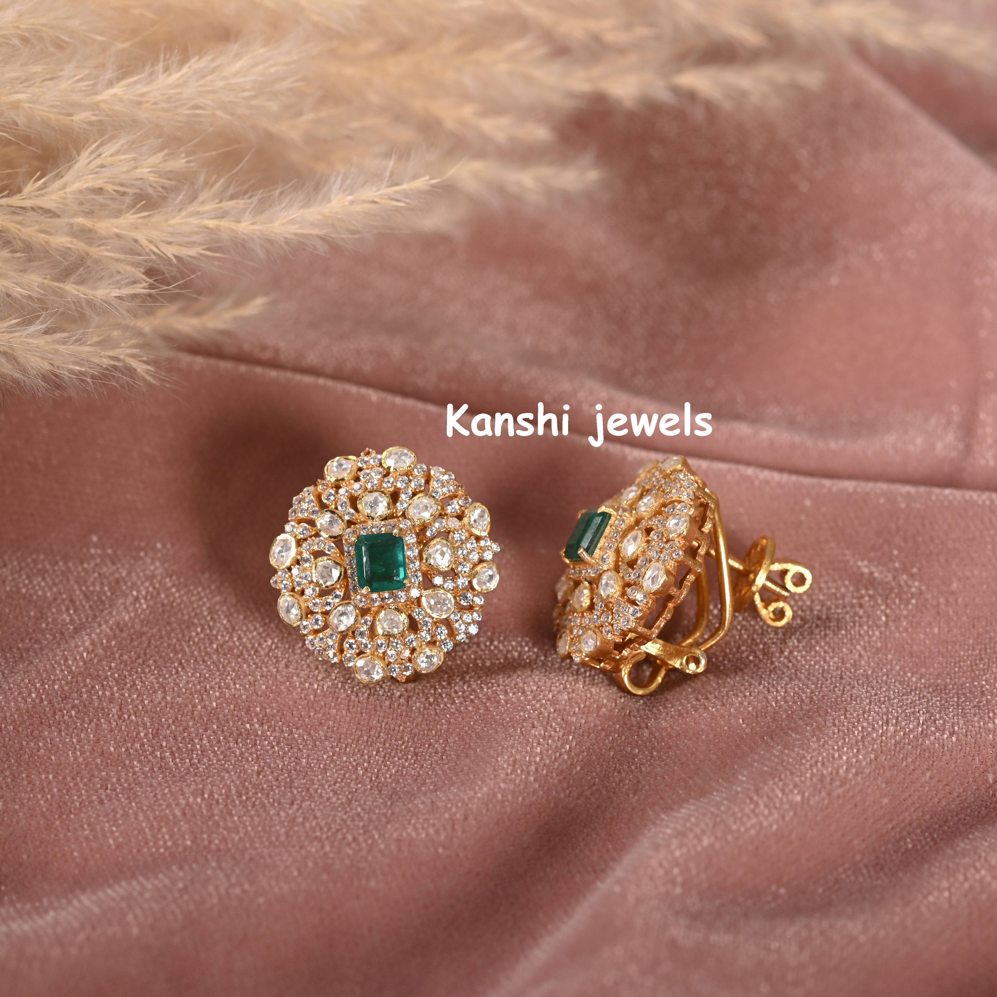 Silver moissanite studs