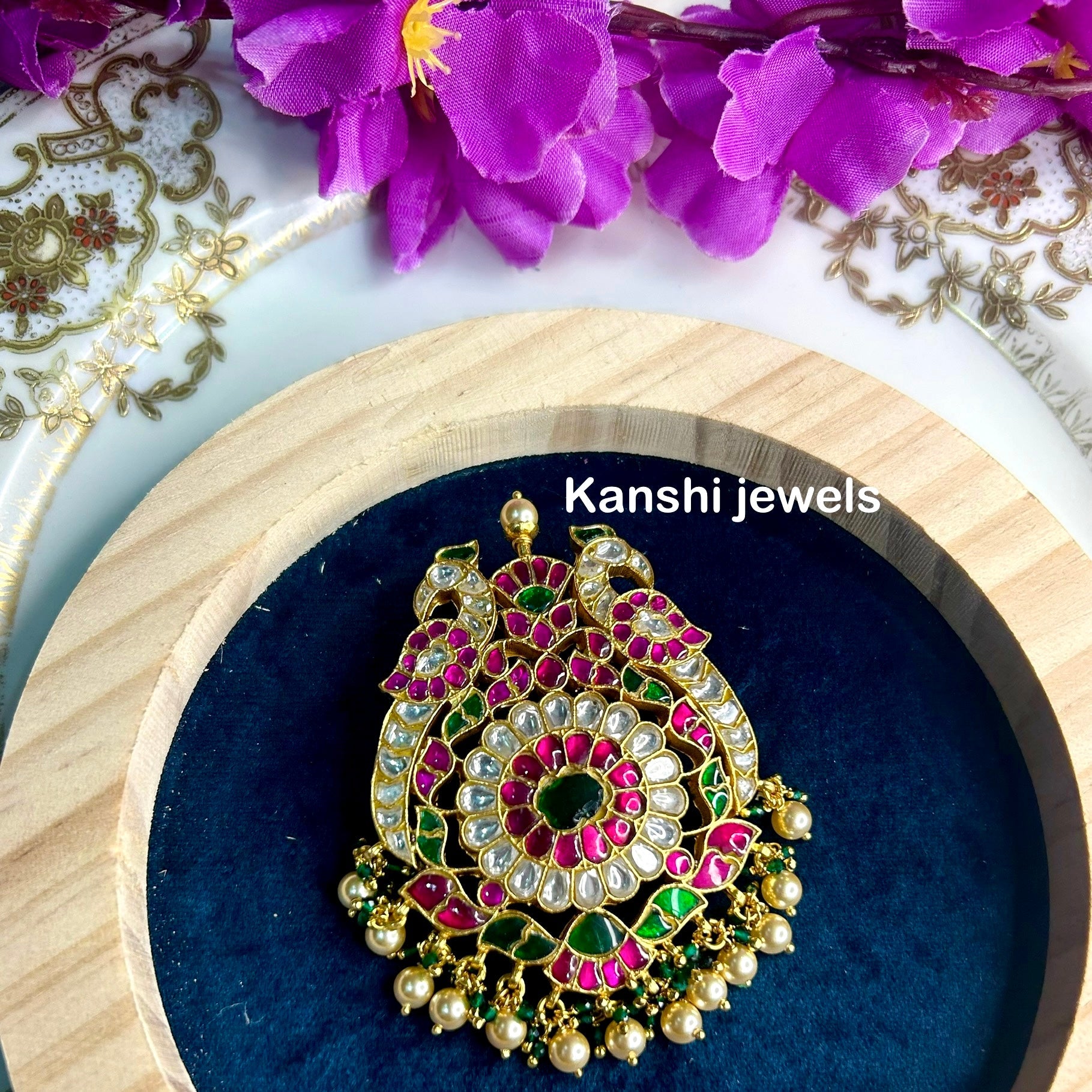 Silver Jadau Pendant