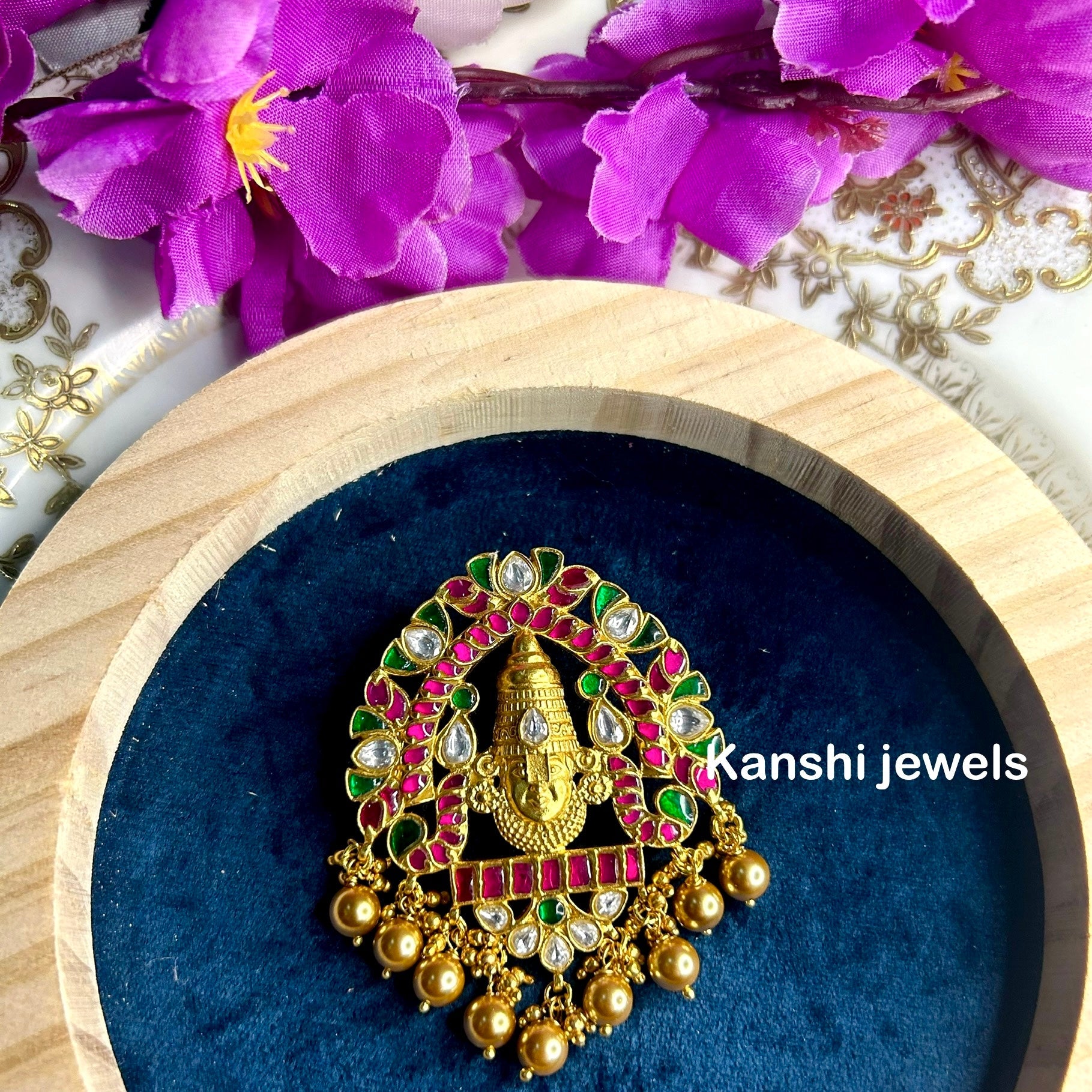 Silver Jadau Pendant
