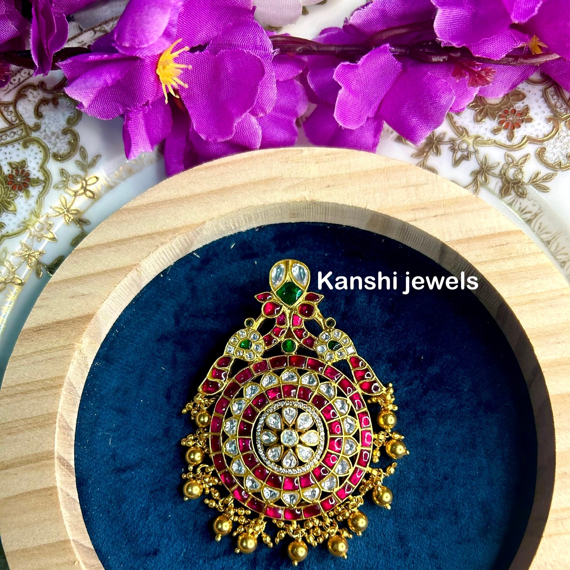 Silver Jadau Pendant