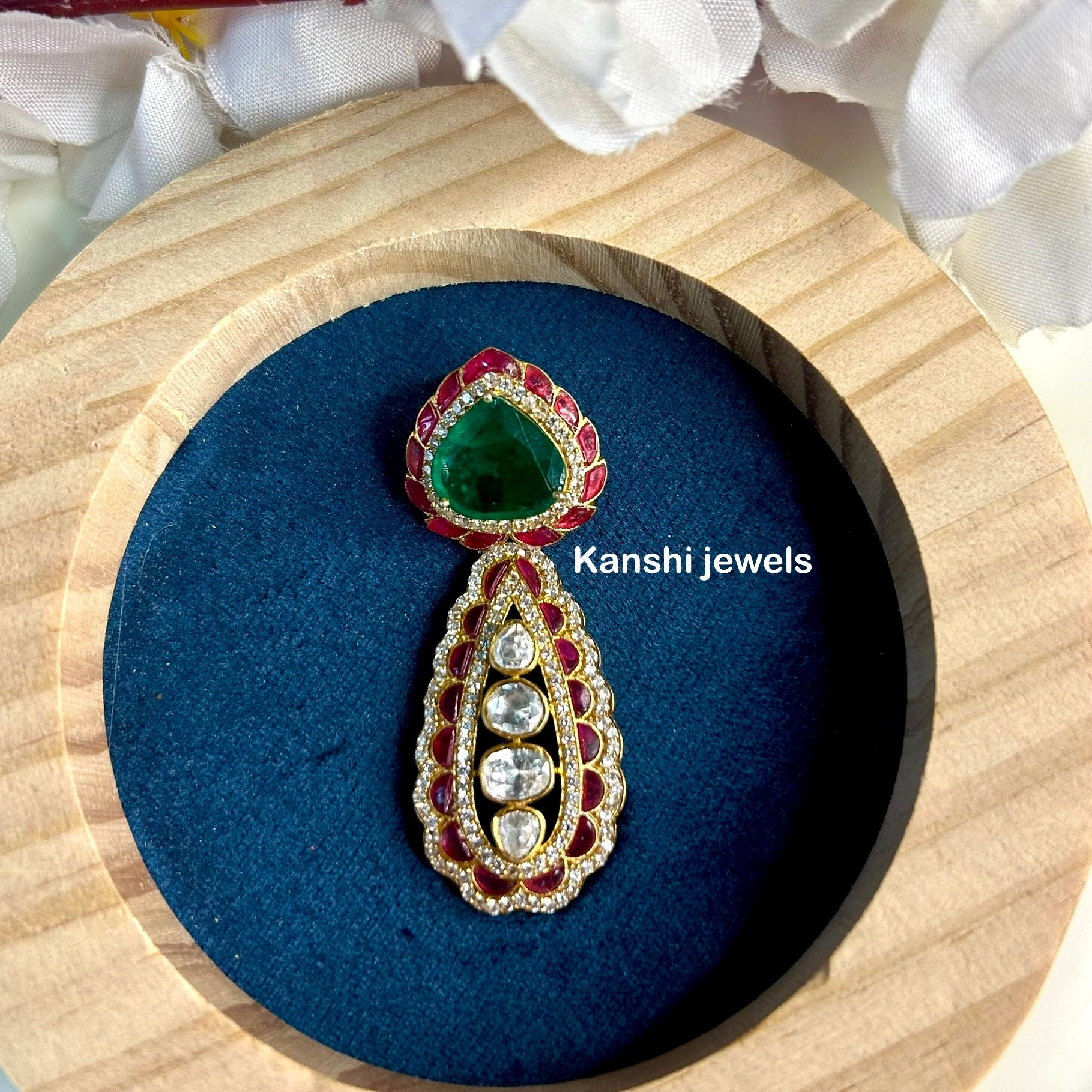 Silver Jadau Pendant